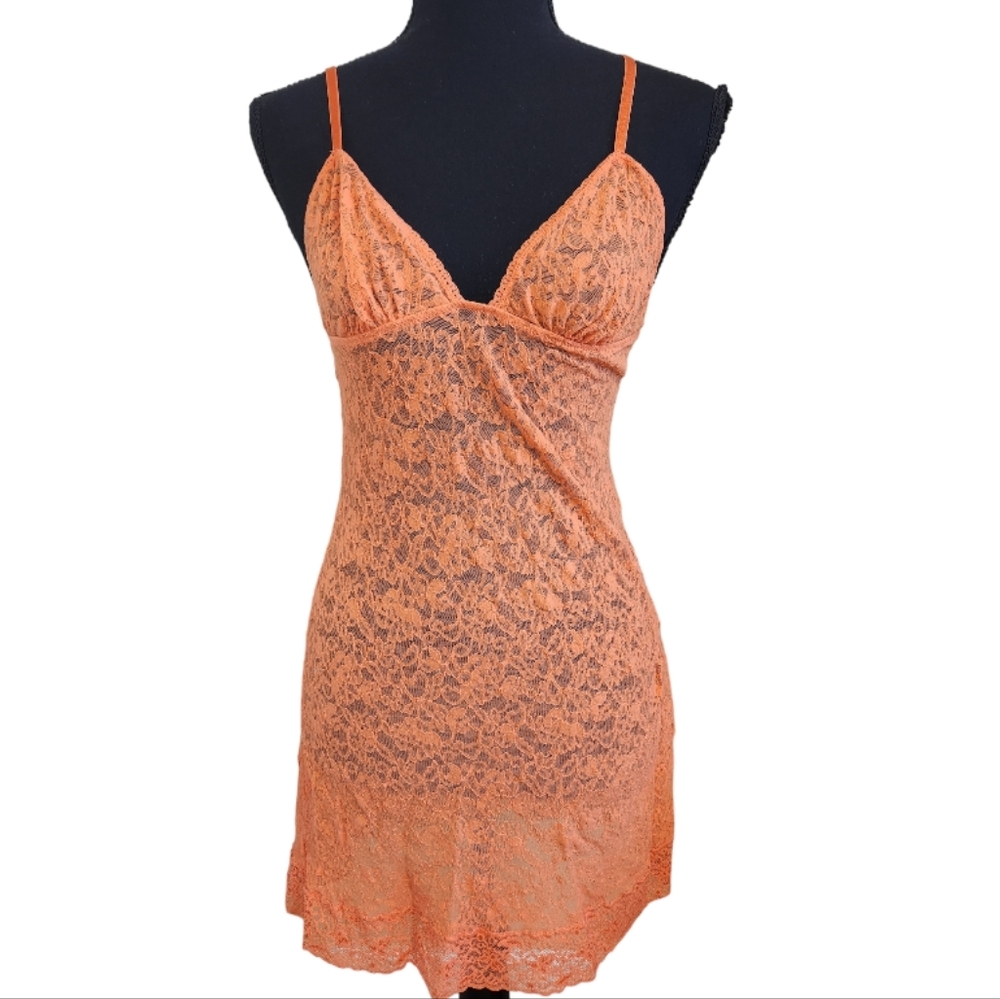 VICTORIA'S SECRET stretchy lace slip chemise orange peach size large